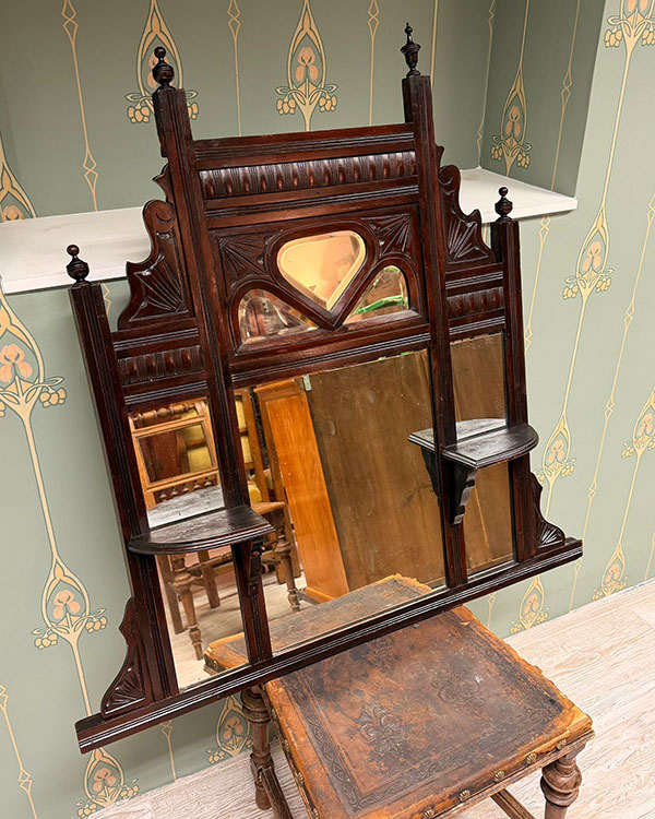 Antikes Vintage Möbelstück aus dem Sortiment von Antik & Gebrauchtwaren Graz