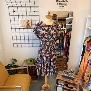 Timeless Kleid Rosenmuster 4XL