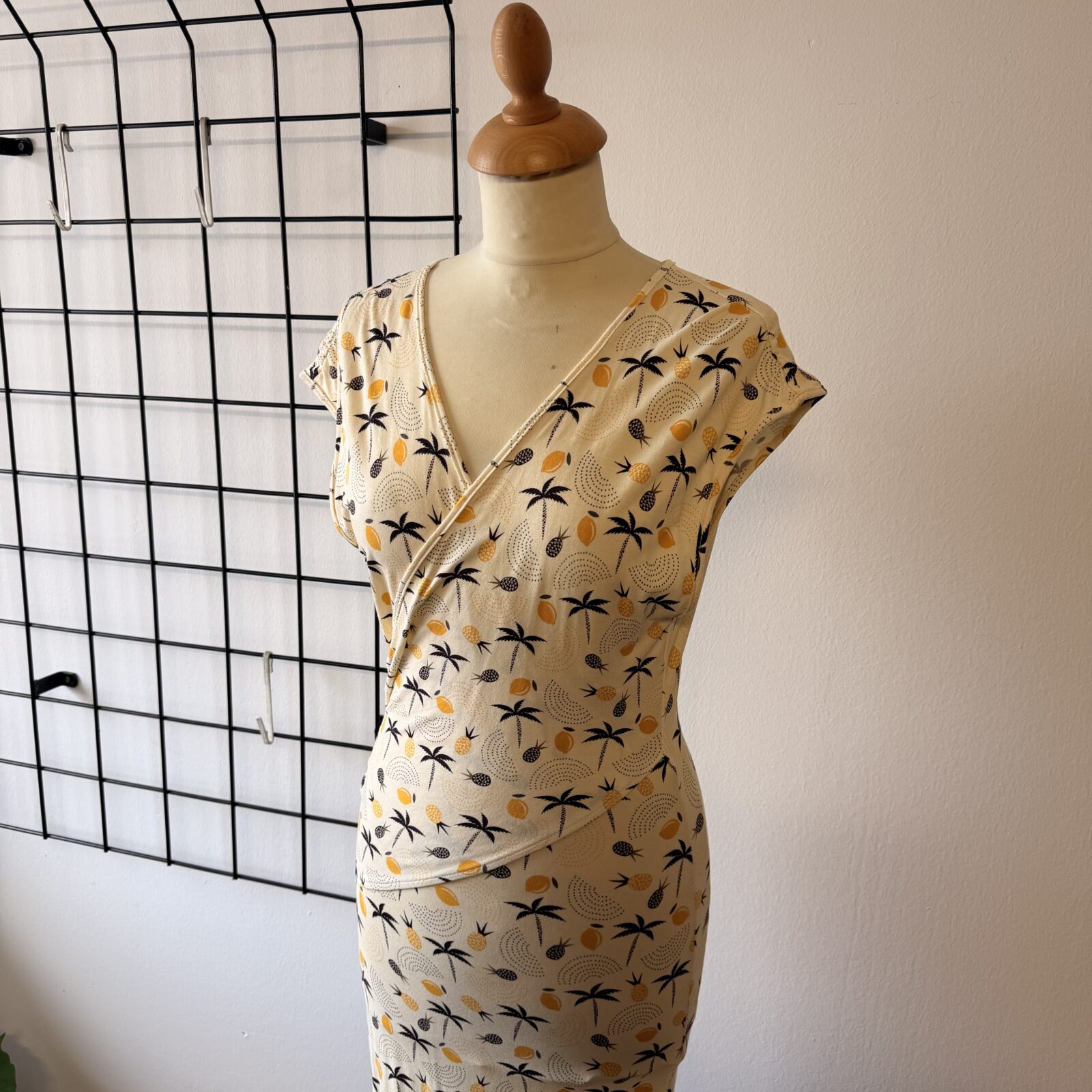 Banned Damen Kleid Gelb Tropical Print - Palme - Ananas - Zitrone – Bild 3
