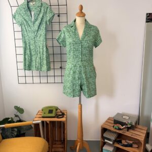 Timeless Damen Jumpsuit Grün Kurz