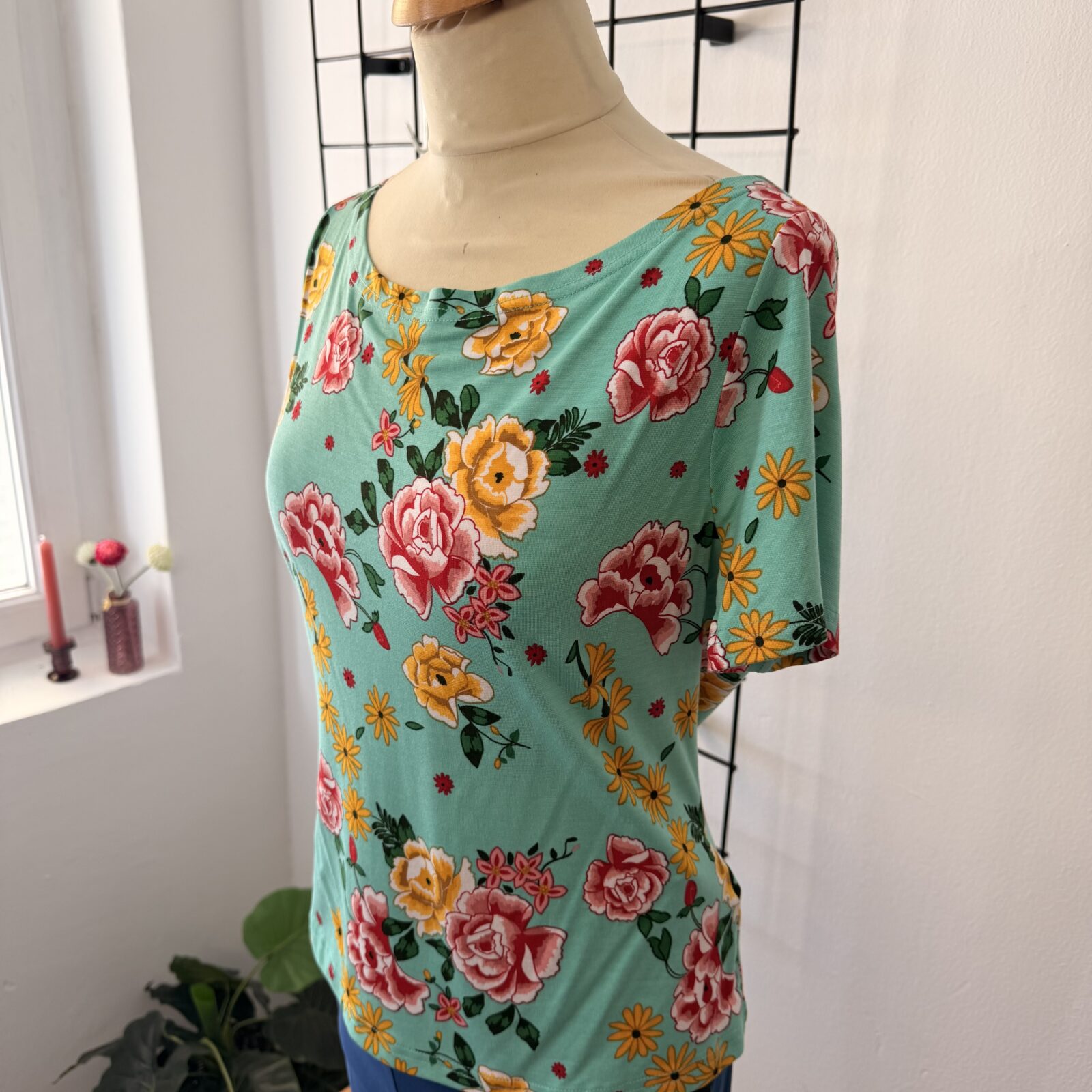Banned Damen Shirt Grün u. Blumenmuster – Bild 2