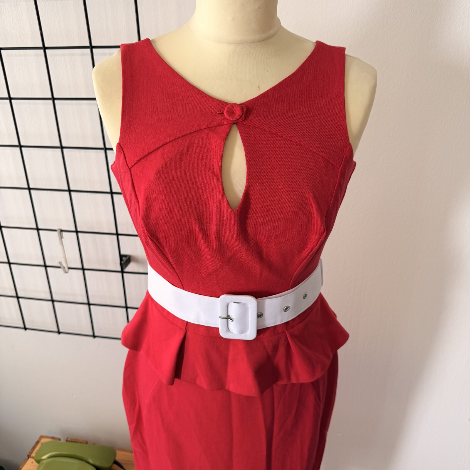 Miss Candyfloss Damen Kleid rot mit Gürtel & Schößchen – Bild 4