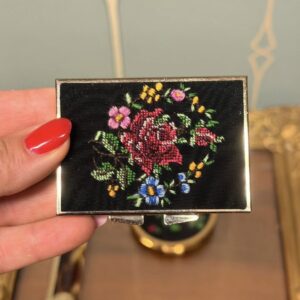 Petit Point Dose Nähzubehör