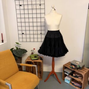 Petticoat Schwarz Mittell ~ 53cm